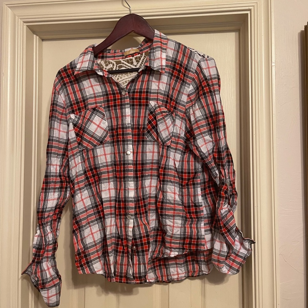 Long sleeve plaid shirt